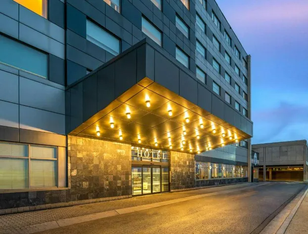 Lakeview Signature, Trademark Collection by Wyndham hotel detail image 1