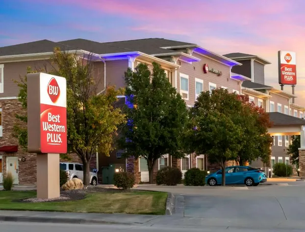 Best Western Plus Butterfield Inn hotel detail image 2