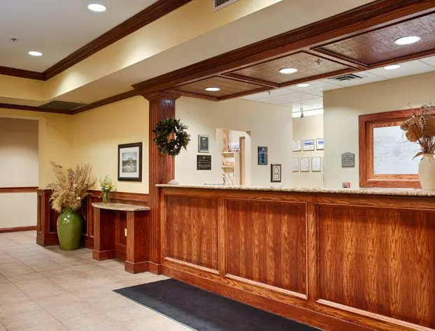 Best Western Plus Butterfield Inn hotel detail image 3