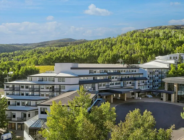 Viewline Resort Snowmass, Autograph Collection hotel detail image 2