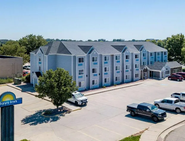 Days Inn & Suites by Wyndham Greeley hotel detail image 1