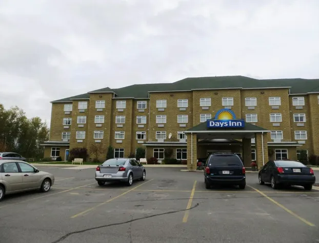 Days Inn & Conference Centre by Wyndham Oromocto hotel detail image 3