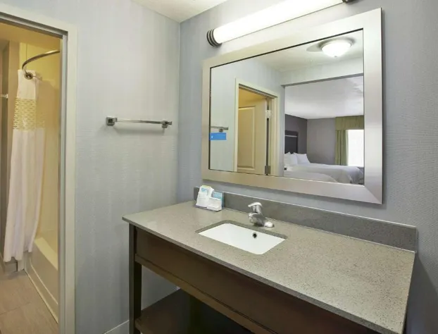 Hampton Inn & Suites Elyria hotel detail image 3