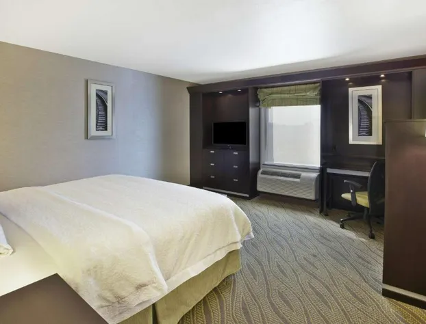 Hampton Inn & Suites Elyria hotel detail image 2