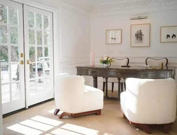 Cara hotel detail image 1