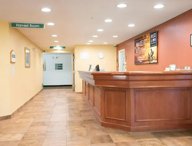 Red Lion Inn & Suites McMinnville hotel detail image 2