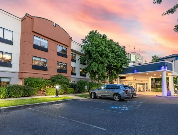 Holiday Inn Express Bellingham by IHG hotel detail image 1