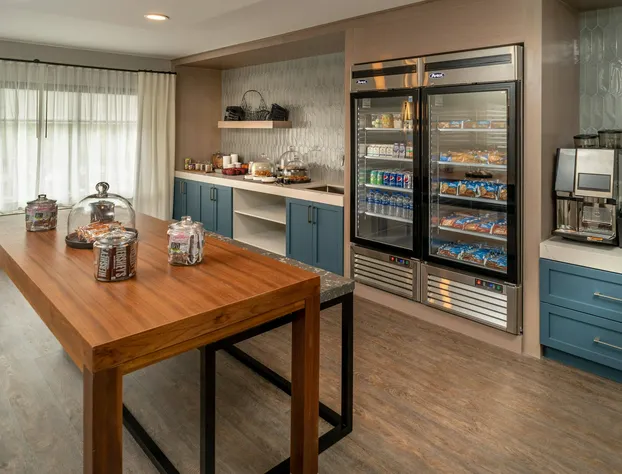 Delta Hotels by Marriott Huntington Mall hotel detail image 2