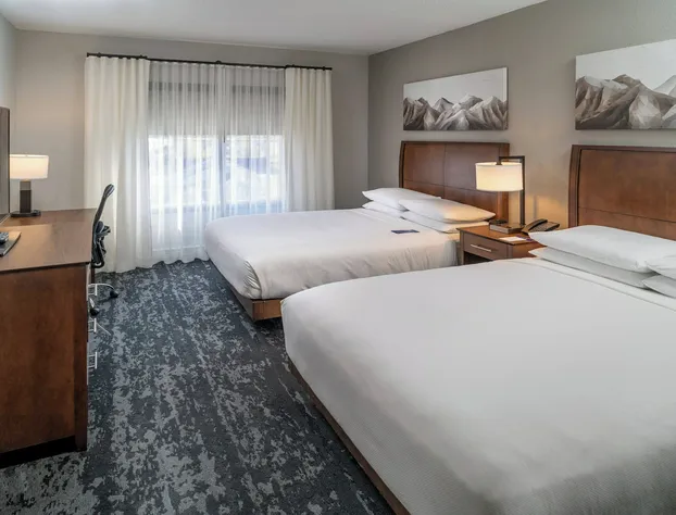 Delta Hotels by Marriott Huntington Mall hotel detail image 4