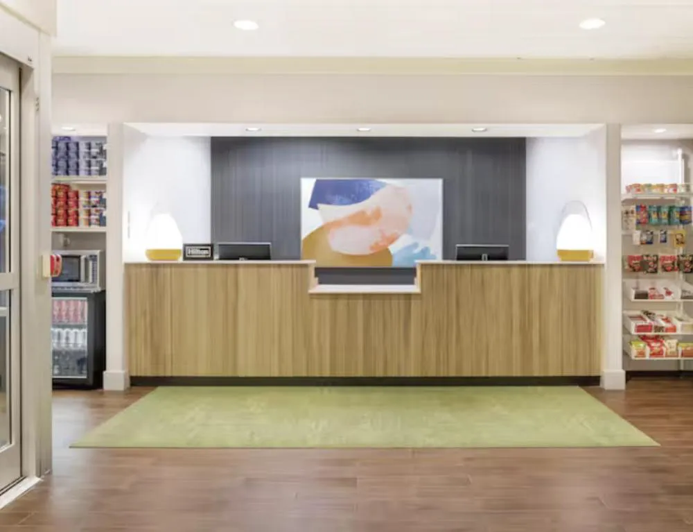 Spark by Hilton Bardstown hotel hero