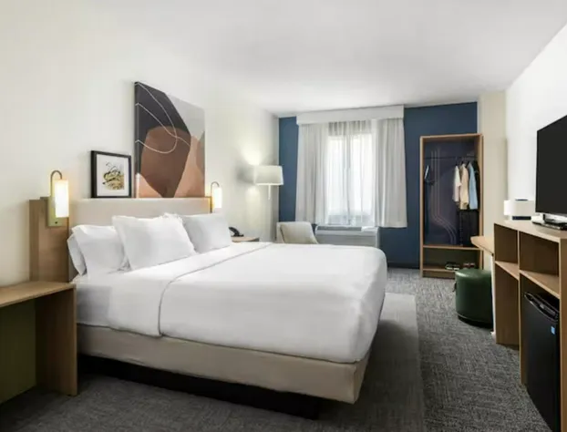 Spark by Hilton Bardstown hotel detail image 2