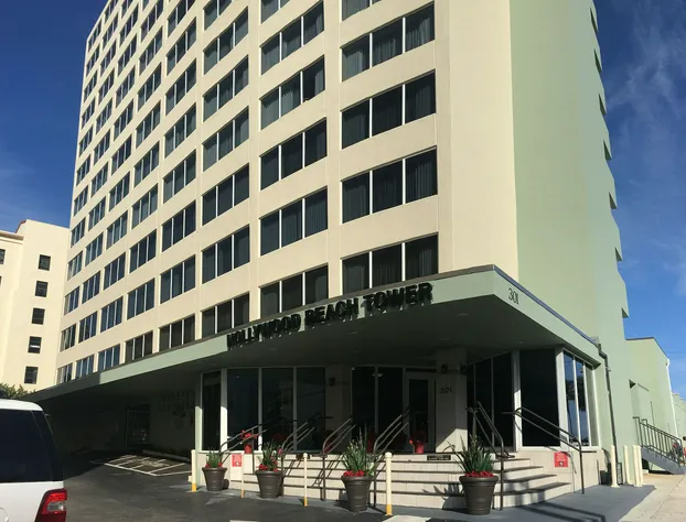 Hollywood Beach Tower hotel detail image 3