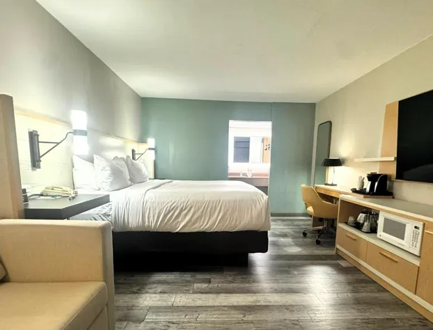 Wyndham Garden Lake Guntersville hotel detail image 4