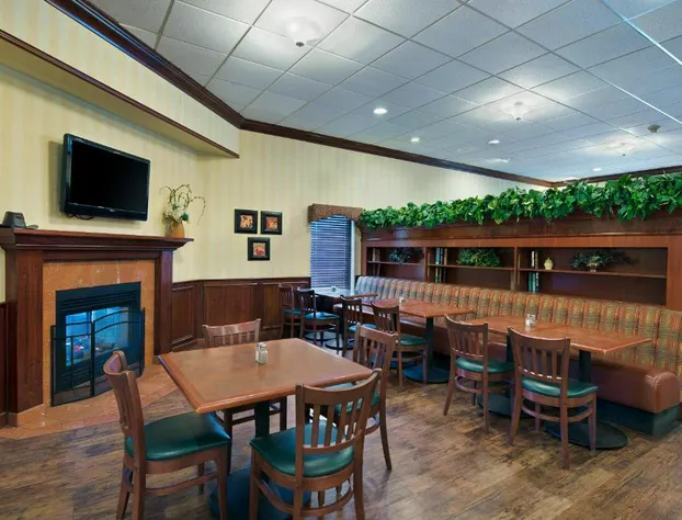 Oxford Suites Pendleton hotel detail image 4