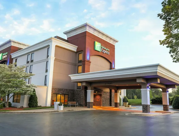 Holiday Inn Express Burlington by IHG hotel detail image 1