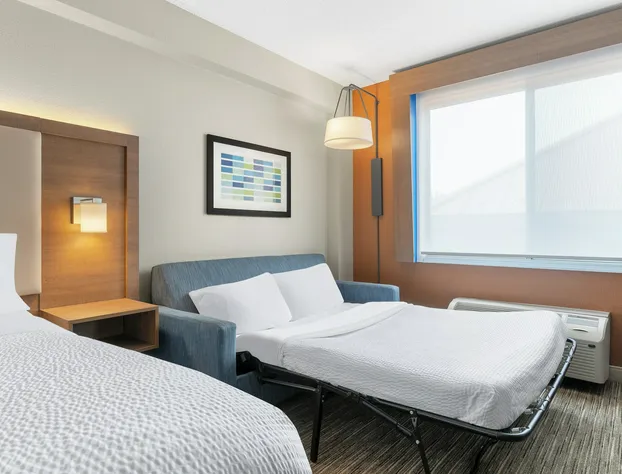 Holiday Inn Express Coralville by IHG hotel detail image 4