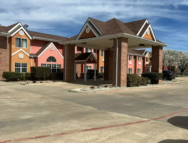 Microtel Inn & Suites by Wyndham Amarillo hotel detail image 1