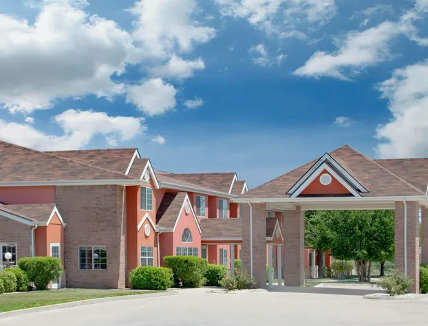 Microtel Inn & Suites by Wyndham Amarillo hotel detail image 2