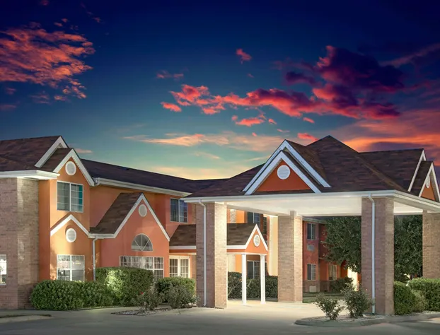 Microtel Inn & Suites by Wyndham Amarillo hotel detail image 1