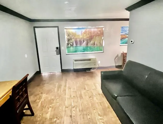 Anchorage Inn Lakeport hotel detail image 2