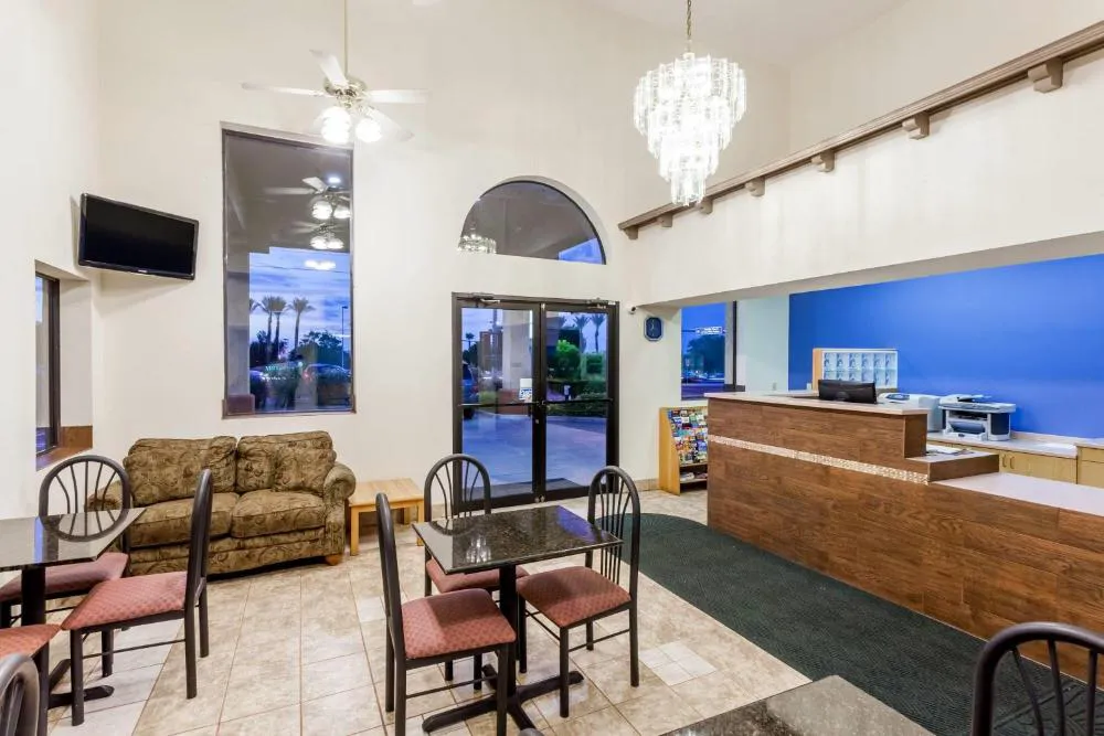 Days Inn by Wyndham Yuma hotel hero