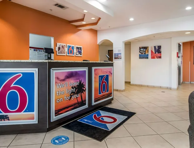 Motel 6 Canton, GA hotel detail image 3