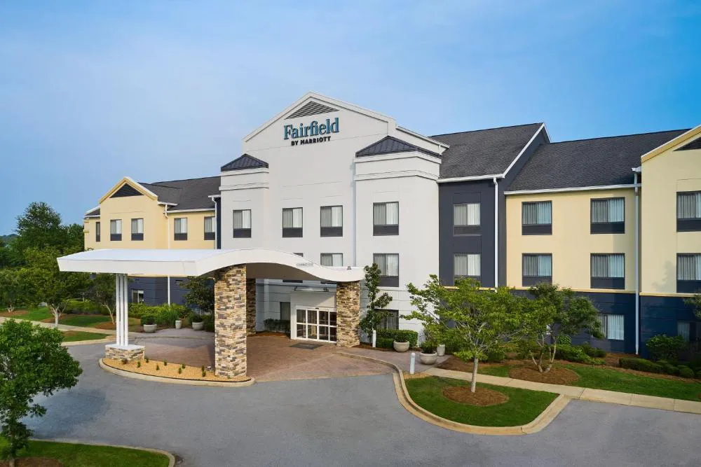 Fairfield Inn & Suites by Marriott Auburn Opelika hotel hero