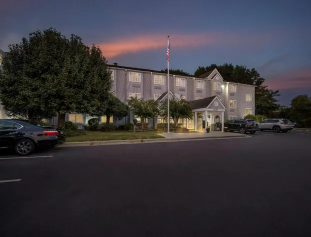 Microtel Inn by Wyndham Greensboro hotel detail image 2