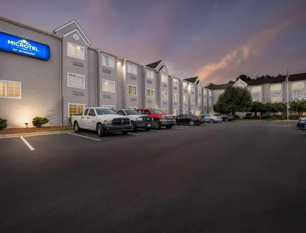 Microtel Inn by Wyndham Greensboro hotel detail image 3