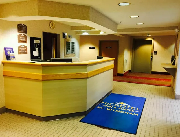 Microtel Inn & Suites by Wyndham Baldwinsville/Syracuse hotel detail image 4