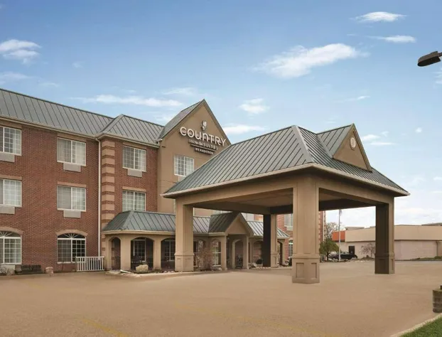 Country Inn & Suites by Radisson, Valparaiso, IN hotel detail image 1