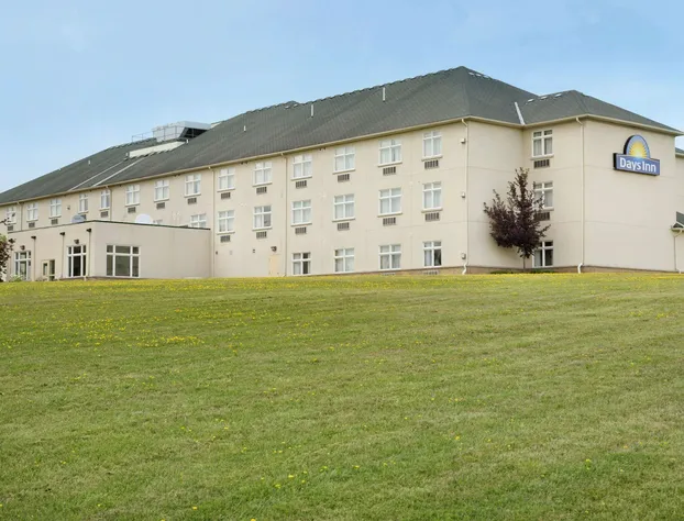 Days Inn by Wyndham Orillia hotel detail image 3