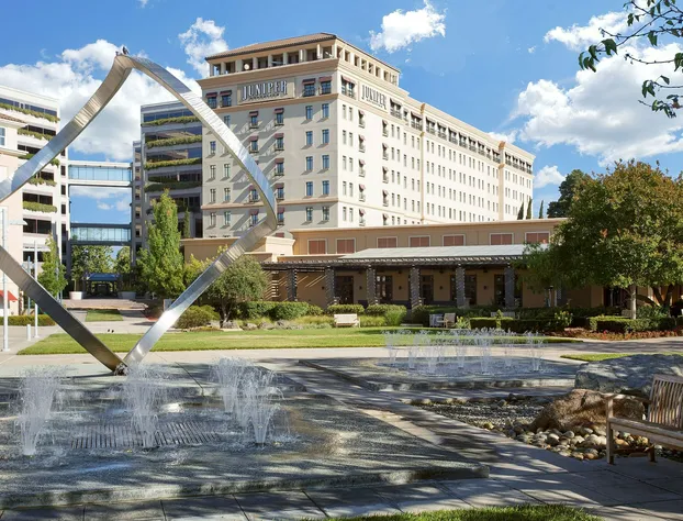 Juniper Hotel Cupertino, Curio Collection by Hilton hotel detail image 2