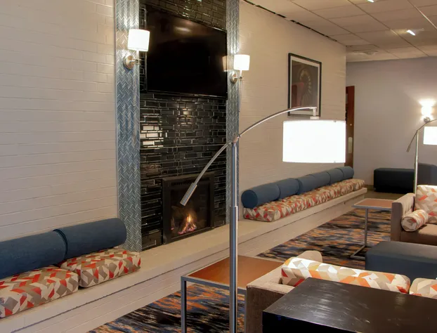 Radisson Hotel and Conference Center Fond du Lac hotel detail image 2