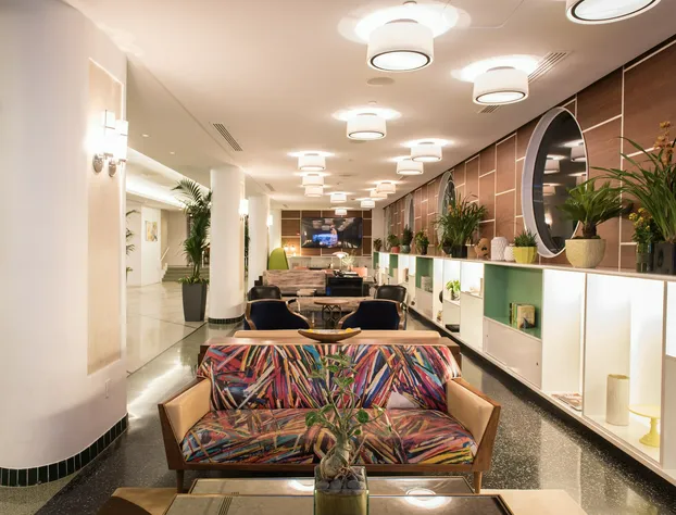 Royal Palm South Beach Miami, a Tribute Portfolio Resort hotel detail image 3