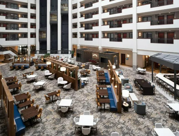 Embassy Suites Lincoln hotel detail image 4