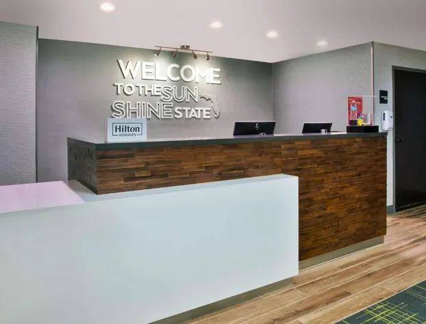 Hampton Inn Daytona/Ormond Beach hotel detail image 2