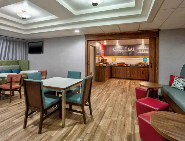 Hampton Inn Daytona/Ormond Beach hotel detail image 3