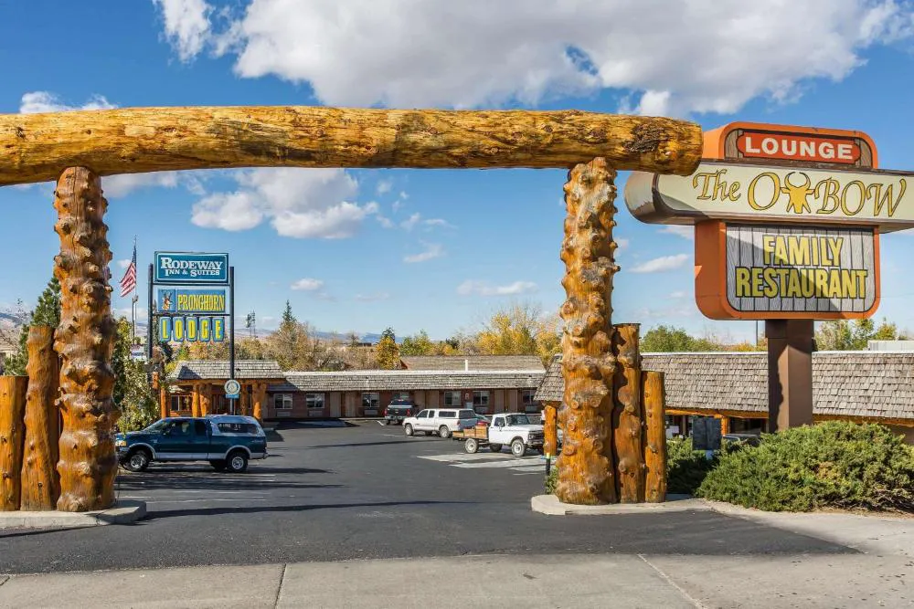 Rodeway Inn Pronghorn Lodge hotel hero