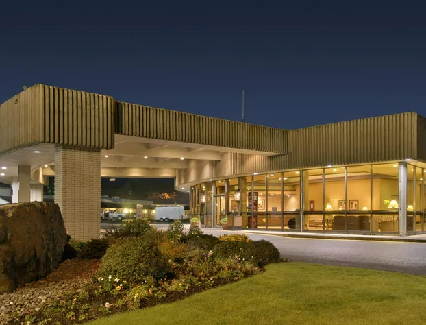 Red Lion Hotel Coos Bay hotel detail image 1