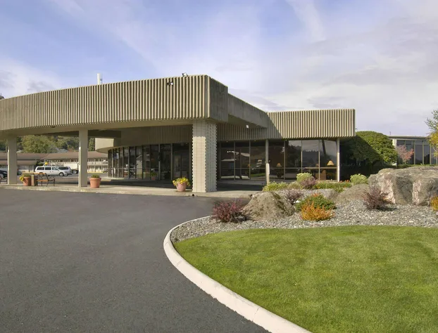 Red Lion Hotel Coos Bay hotel detail image 2