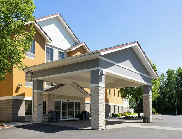 Holiday Inn Express Hotel & Suites Brattleboro by IHG hotel detail image 2