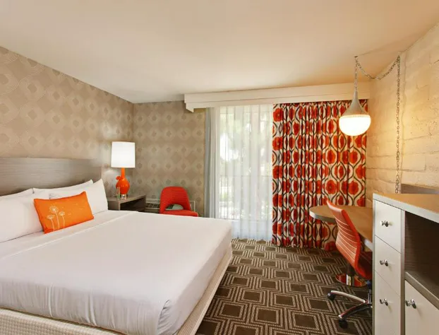 The Garland hotel detail image 3