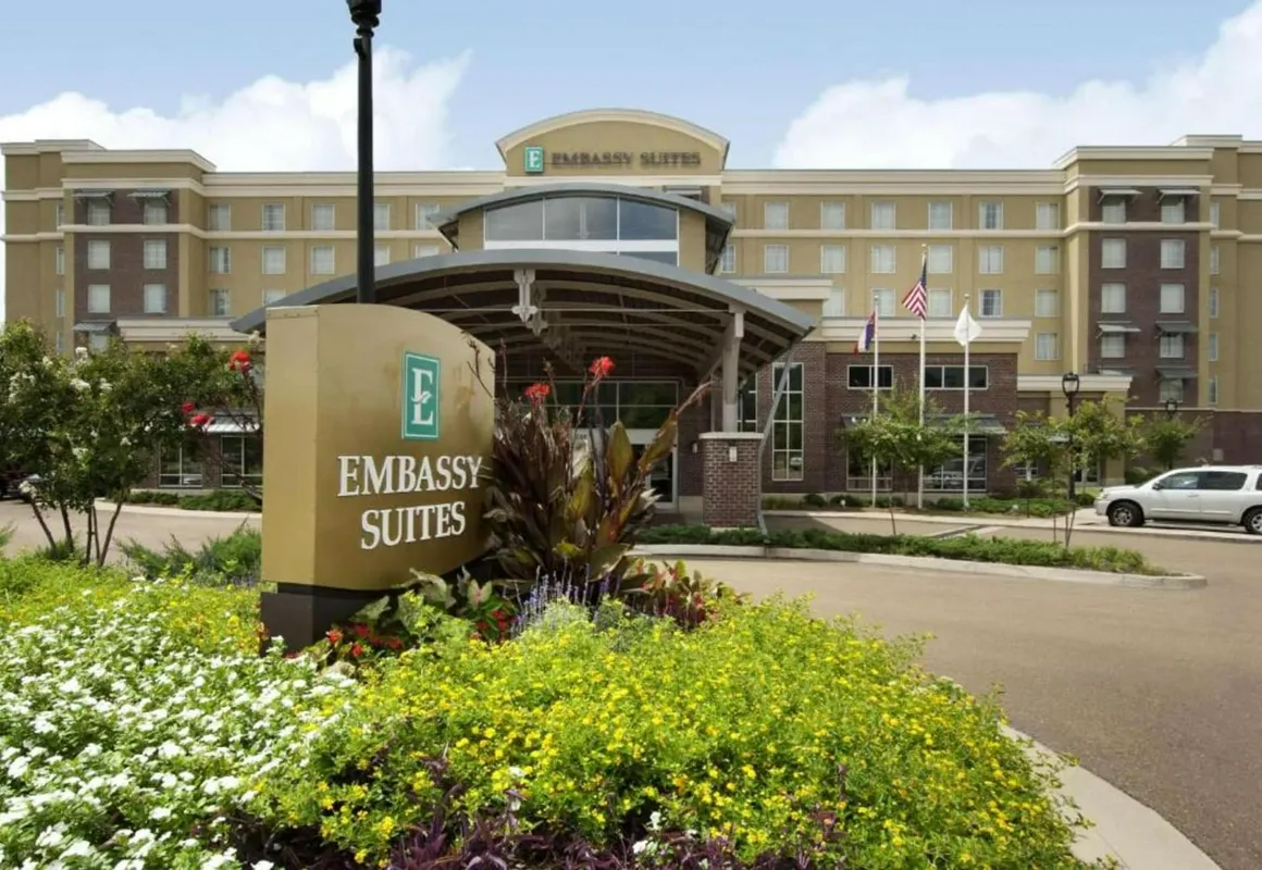 Embassy Suites by Hilton Jackson North Ridgeland hotel hero