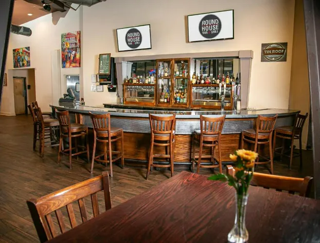 Holiday Inn New Orleans West Bank Tower by IHG hotel detail image 2