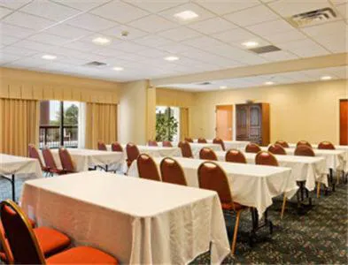 Days Inn by Wyndham Metter hotel detail image 2