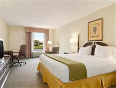 Days Inn by Wyndham Metter hotel detail image 4