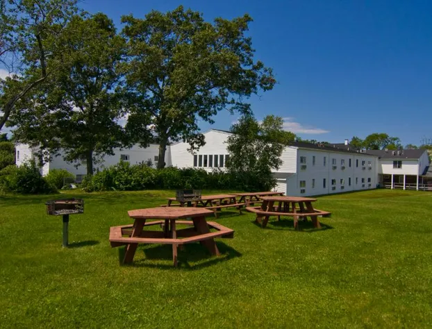 Sandwich Lodge & Resort hotel detail image 4