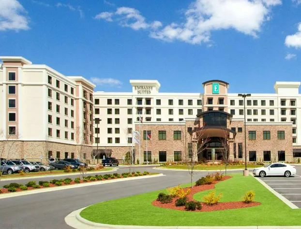 Embassy Suites by Hilton Fayetteville Fort Bragg hotel detail image 1