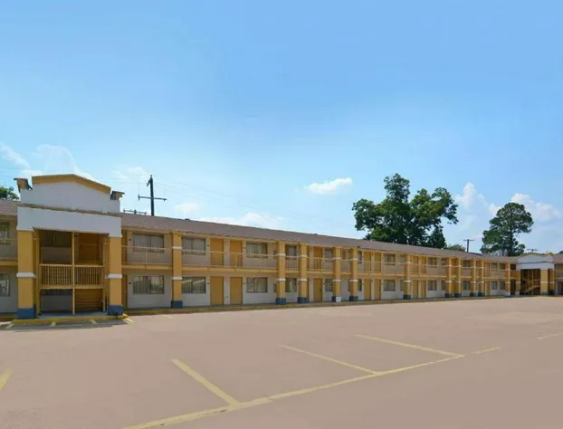 Americas Best Value Inn Alexandria hotel detail image 1